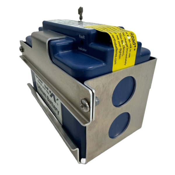 LIGHT WEIGHT AEROBATIC BOX FOR "C" CASE BATTERIES